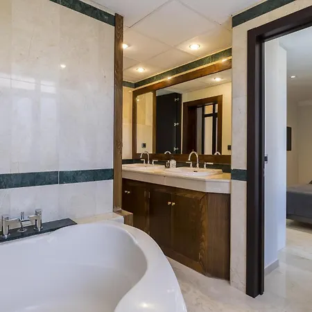 בית נופש Casa Bahia De Banus *