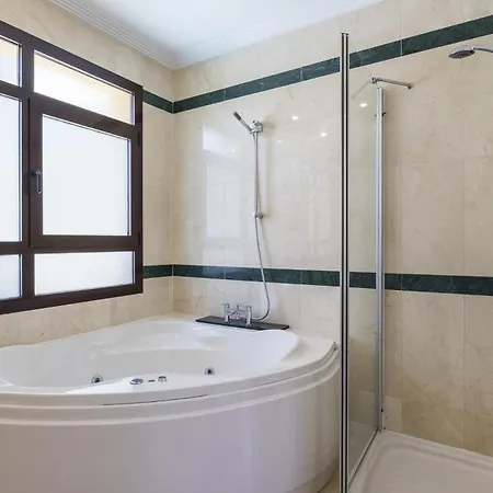 Casa Bahia De Banus * מארבלה